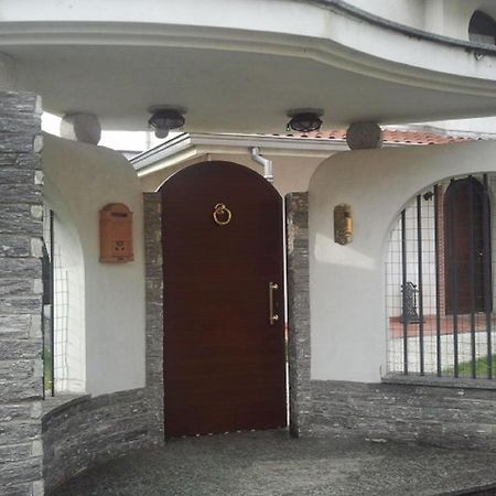 مبيت وإفطار بارابْياغو Crespi House المظهر الخارجي الصورة